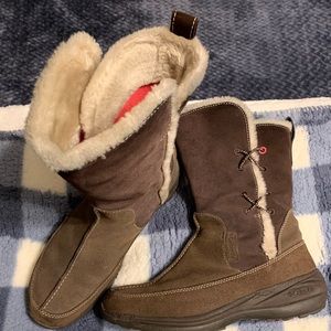 Columbia women’s boots